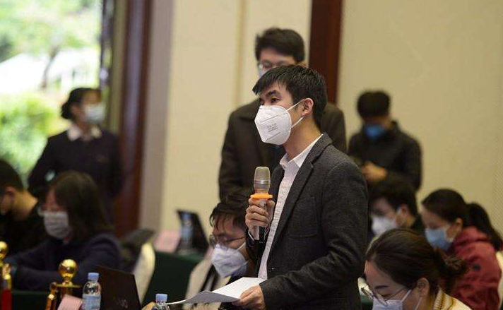 快讯：十三届全国人大三次会议举行第二次全体会议